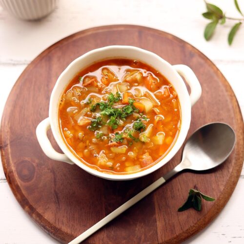 soup, vegetable soup, minestrone, minestrone style, food, lentil, beans, carrots, onion, potato, bacon, tomato soup, tomato base, parsley, soup plate, dish, soup bowl, mint, peppermint, soup, soup, vegetable soup, vegetable soup, vegetable soup, vegetable soup, vegetable soup, tomato soup, tomato soup, soup bowl, soup bowl, soup bowl